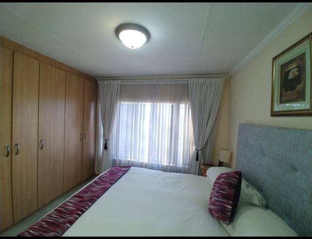 2 BEDROOM TOWNHOUSE FOR SALE IN DALPARK EXT 1